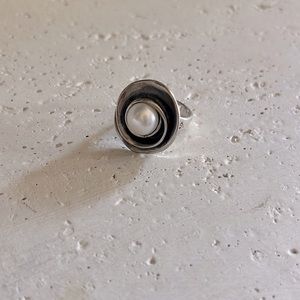 Silpada Lily Pearl Ring size 6